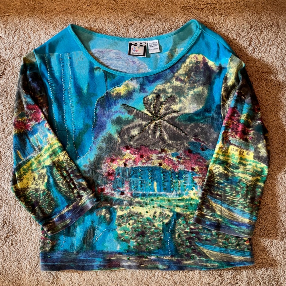 Tropical Scene Top